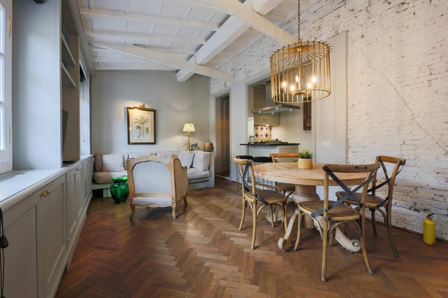 - Pitti 8 With Amazing View Apartamento *