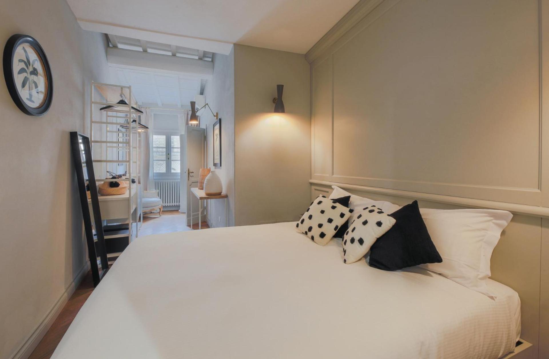- Pitti 8 With Amazing View Apartamento *